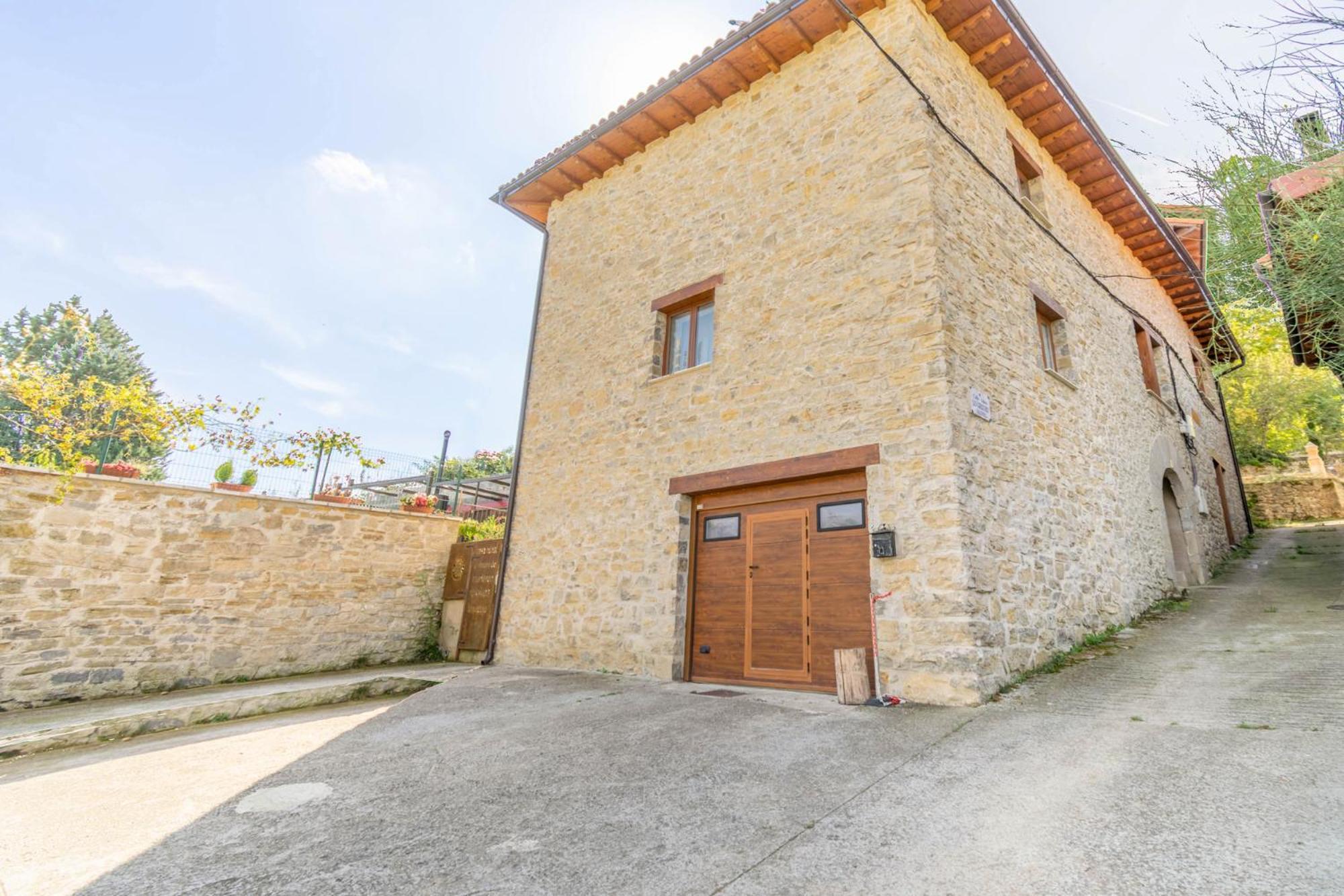 Acogedora Casa Rural Con Jardin Y Barbacoa Proxima A Pamplona Ilzarbe Esterno foto